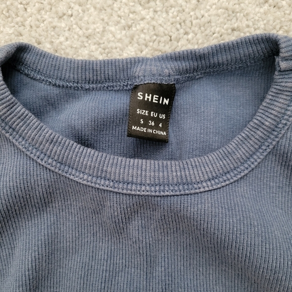 ✨SHEIN EZwear Blue Summer Solid Curved Hem Rib Tank Top✨ - Picture 2 of 4